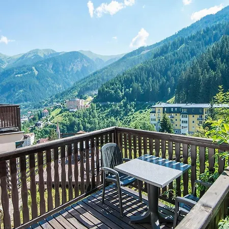Apartment Lavish With Balcony Bad Gastein